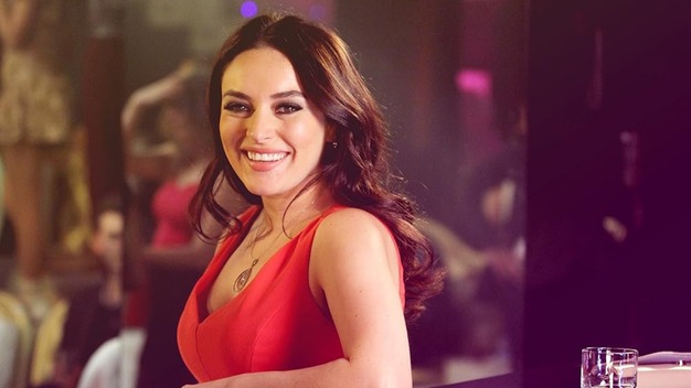 Ezgi Mola'nın Büyük Dönüşü!